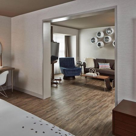 The Del Monte Lodge Renaissance Rochester Hotel & Spa Eksteriør bilde